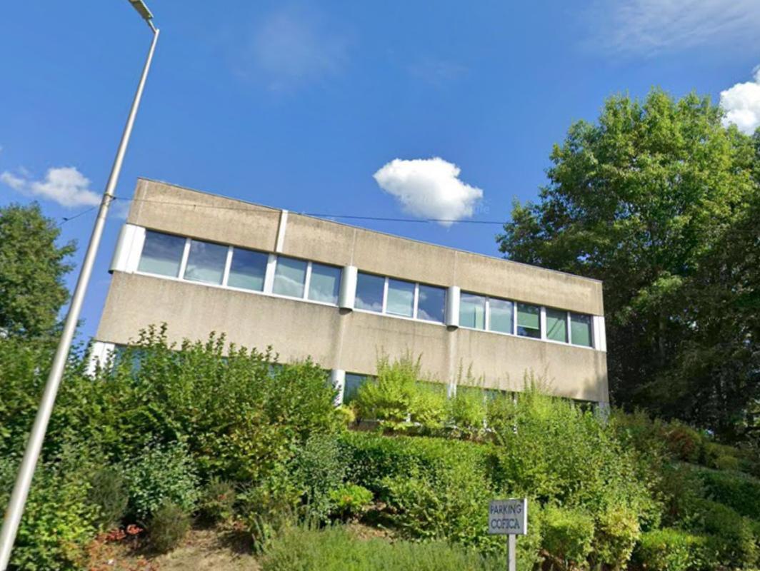 Office in Limoges for lease Building Photo- Image 1 of 2
