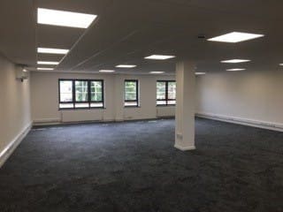 27 Broad St, Wokingham à louer Photo intérieure- Image 1 de 4