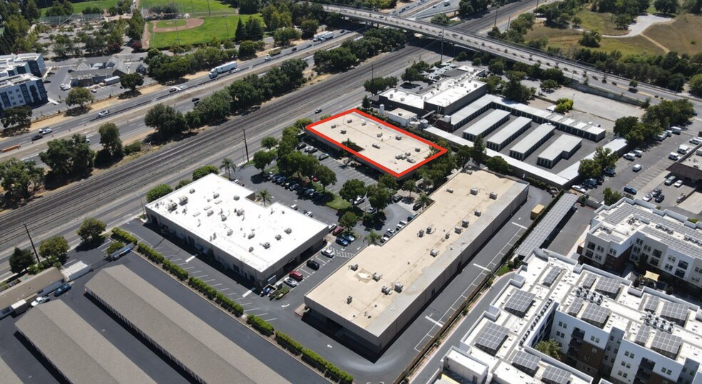 2121 2nd St, Davis, CA for lease - Building Photo - Image 1 of 10