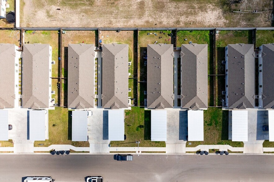 904 N Kentucky St, Alton, TX for sale - Building Photo - Image 3 of 16