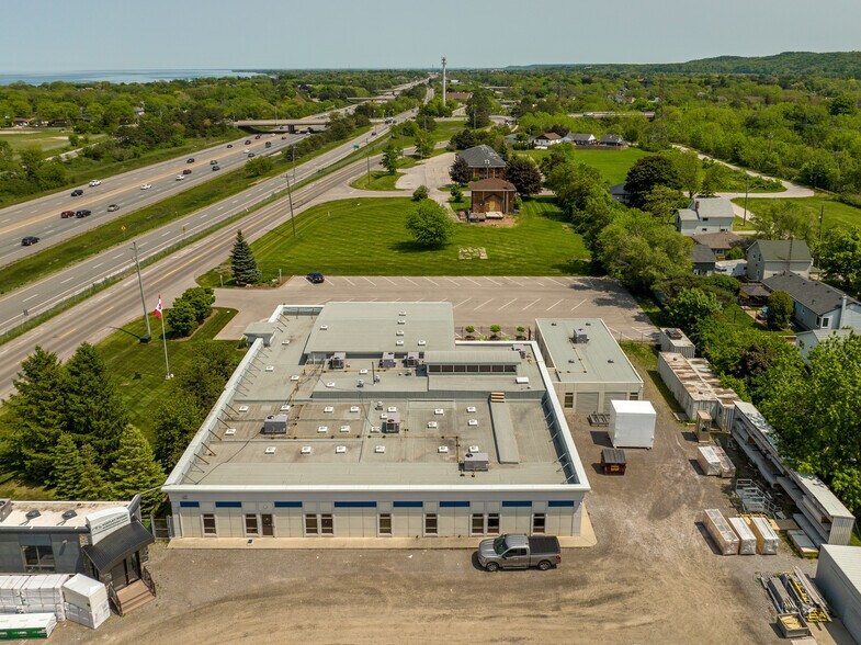 115 S Service Rd, Grimsby, ON à vendre - Aérien - Image 3 de 5