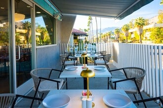 1466 N Palm Canyon Dr, Palm Springs, CA for lease Interior Photo- Image 2 of 30