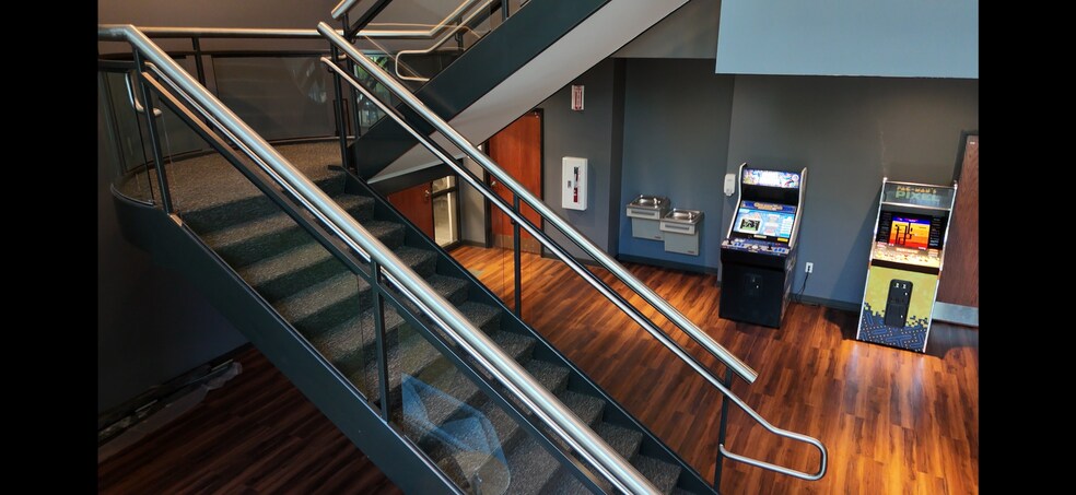 23321 E Knox Ave, Liberty Lake, WA à louer - Photo du bâtiment - Image 3 de 7