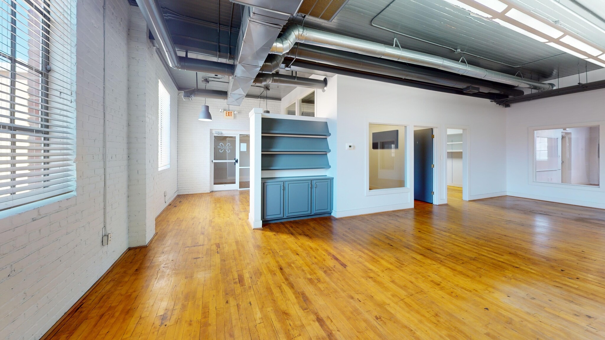 297 Prince Ave, Athens, GA à louer Photo intérieure- Image 1 de 5