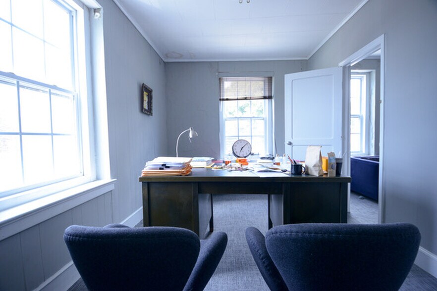 1105 W Chapel Hill St, Durham, NC à louer - Photo du bâtiment - Image 3 de 8
