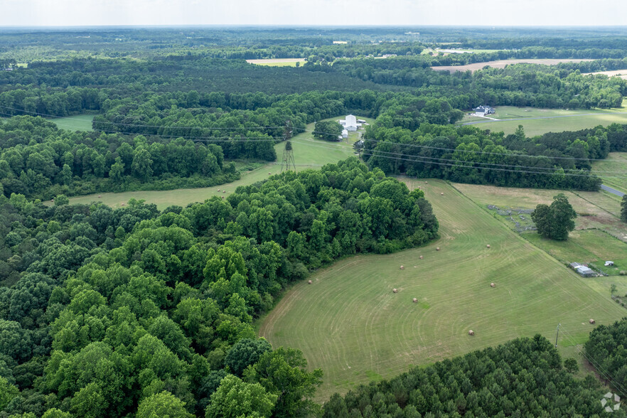 894 Cobb Rd, Benson, NC for sale - Building Photo - Image 2 of 21