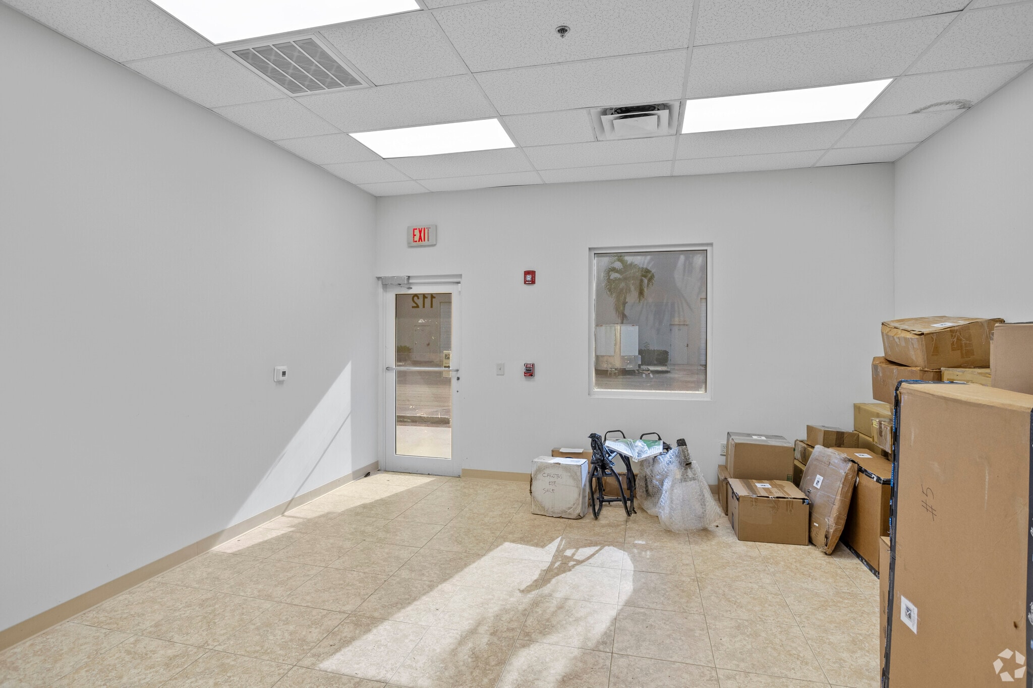 534 Mercantile Pl, Port Saint Lucie, FL for lease Interior Photo- Image 1 of 3