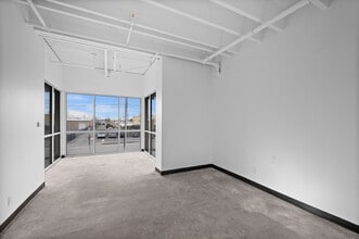 2495-2511 S West Temple, South Salt Lake, UT à louer Photo intérieure- Image 1 de 5