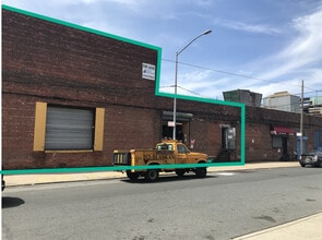 4320 35th St, Long Island City, NY for lease Building Photo- Image 2 of 11