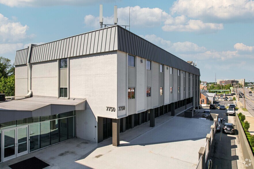 7700-7750 Clayton Rd, Richmond Heights, MO à vendre - Aérien - Image 3 de 21