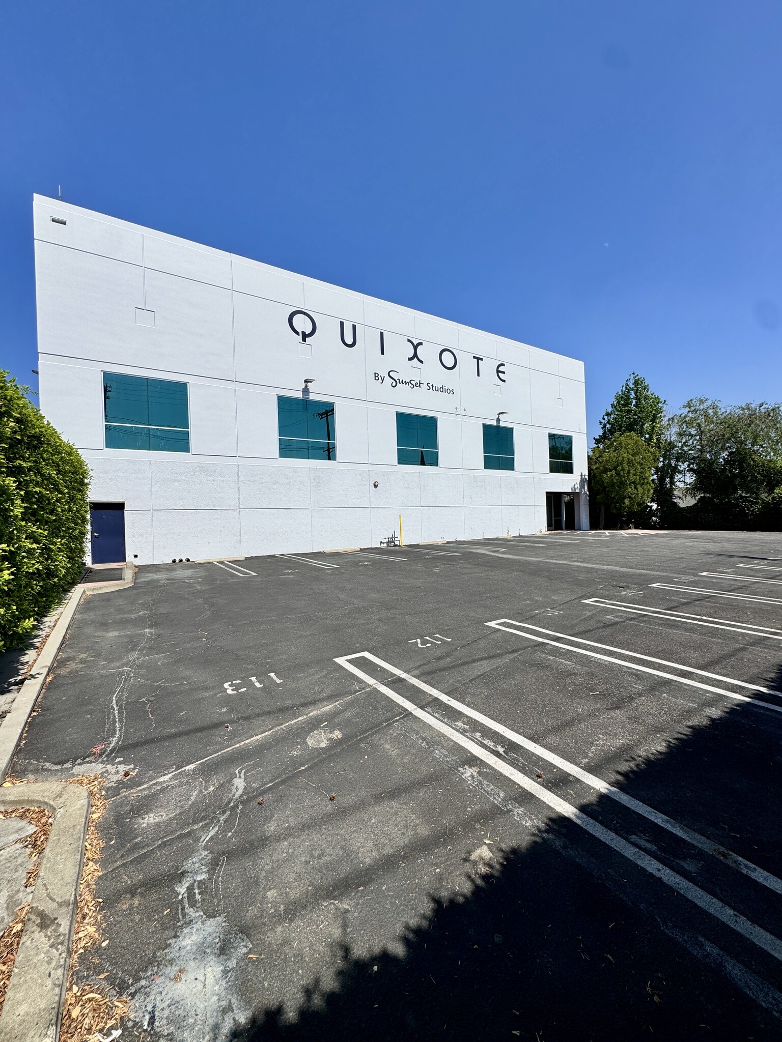 13927 Saticoy St, Panorama City, CA for lease Interior Photo- Image 1 of 7