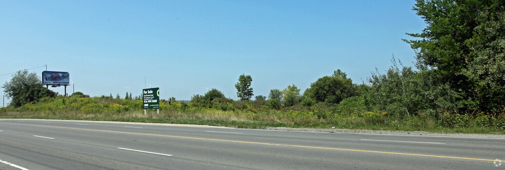 1802-1998 Bayly St, Pickering, ON for sale - Building Photo - Image 2 of 5