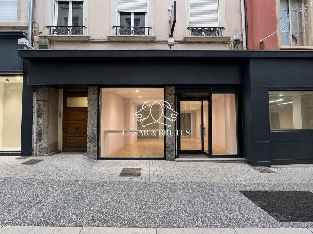 Multifamily in Vienne for sale Building Photo- Image 1 of 4