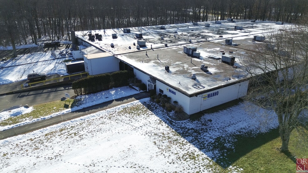 150 Knotter Dr, Cheshire, CT for sale - Building Photo - Image 3 of 33