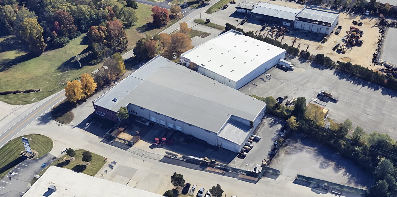 1900 Watterson Trl, Louisville, KY for lease Building Photo- Image 1 of 4