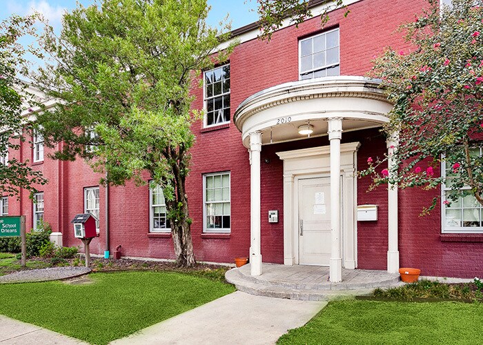 2010 Peniston St, New Orleans, LA for sale Building Photo- Image 1 of 5