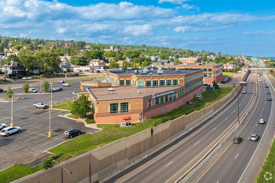 1420 London Rd, Duluth, MN à louer - Photo du bâtiment - Image 2 de 5
