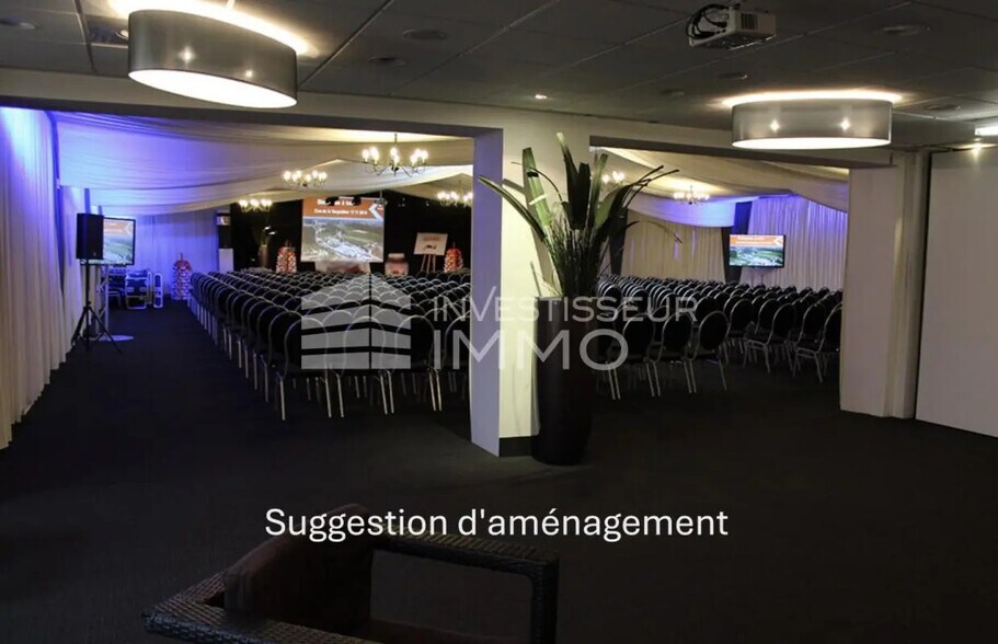 Commerce de détail dans Saint-Denis à louer - Hall d’entrée - Image 3 de 4