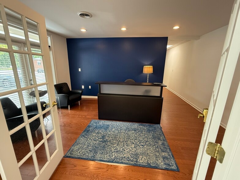 1215 Hightower Trl, Atlanta, GA for lease - Building Photo - Image 2 of 16