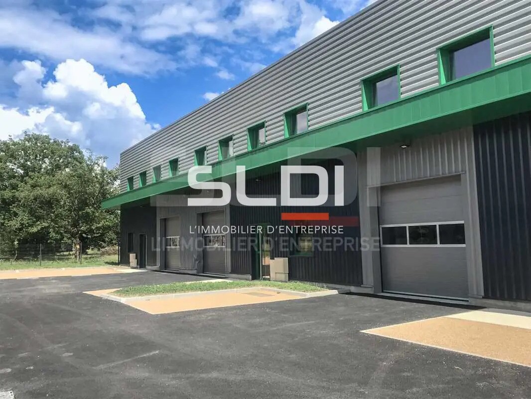 Flex dans Tignieu-Jameyzieu à louer Photo du bâtiment- Image 1 de 8