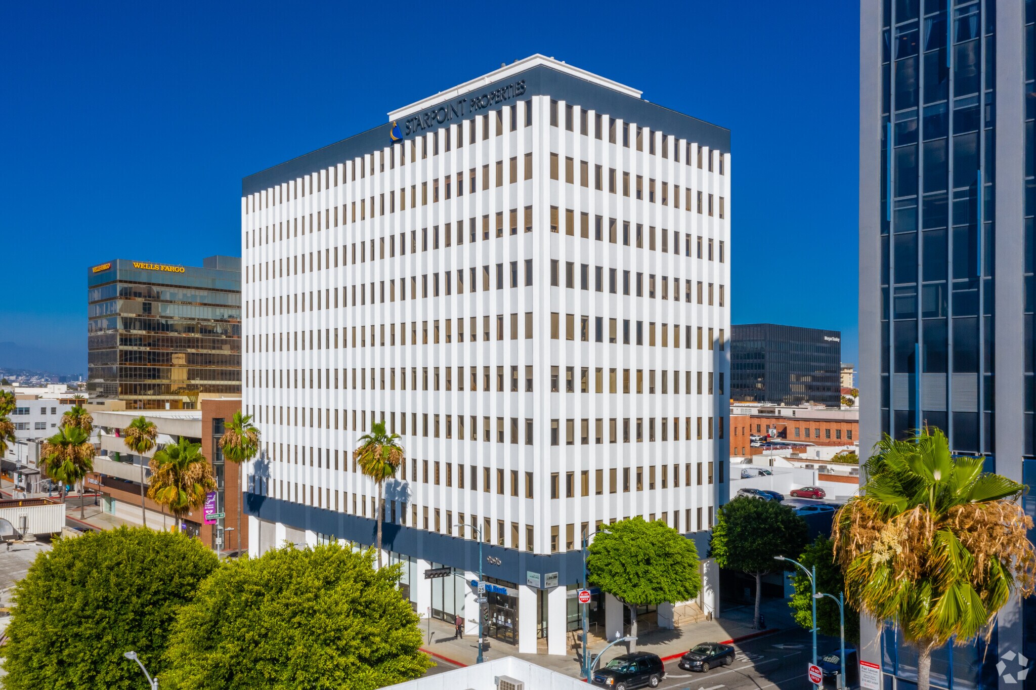 450 N Roxbury Dr, Beverly Hills, CA for lease Building Photo- Image 1 of 9