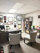 409 Coleman Blvd, Mount Pleasant, SC for lease Interior Photo- Image 1 of 3