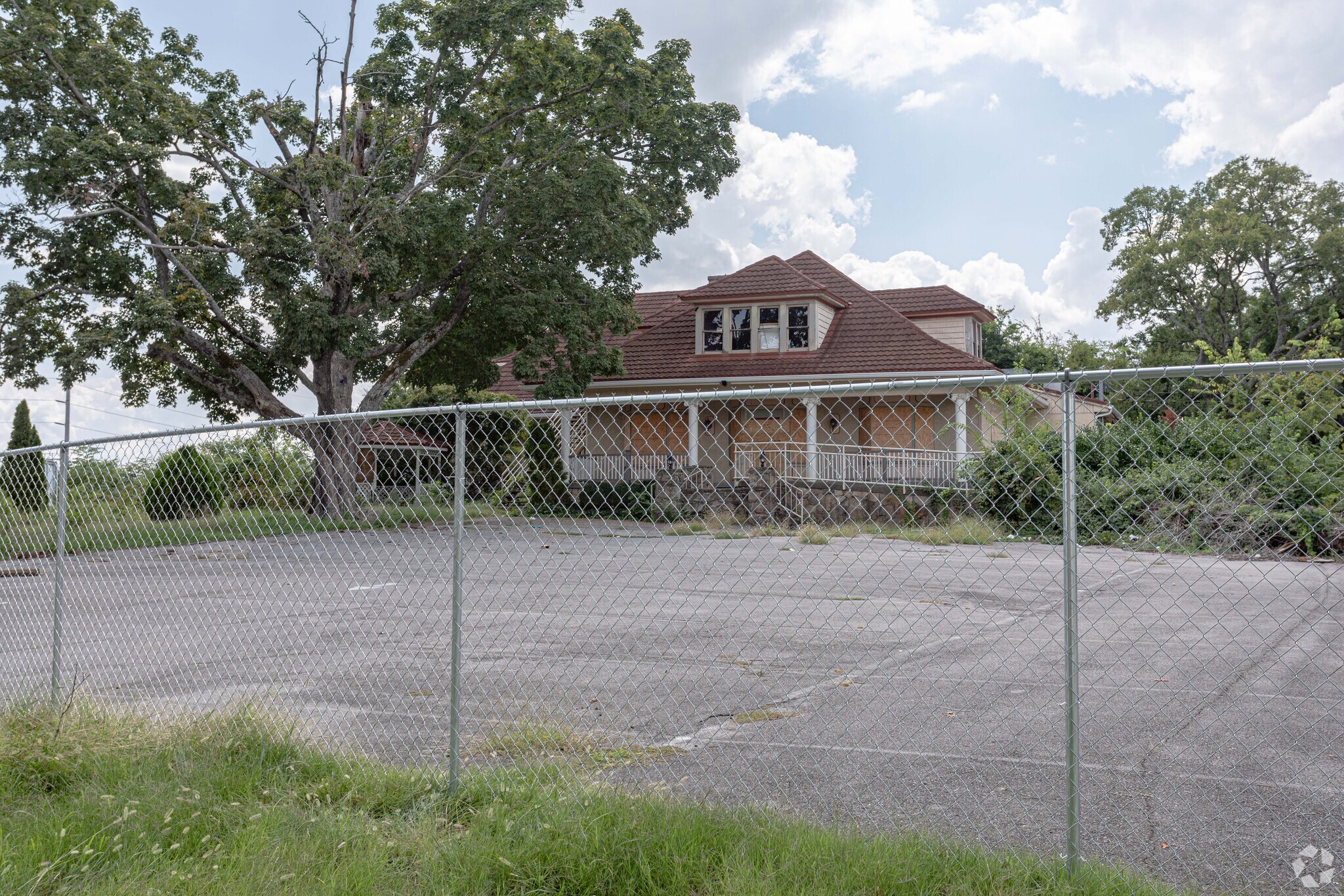 2739 Old Elm Hill Pike, Nashville, TN for sale Primary Photo- Image 1 of 1