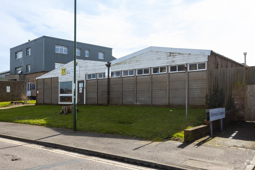 77 Marlborough Rd, Lancing for lease - Building Photo - Image 2 of 2