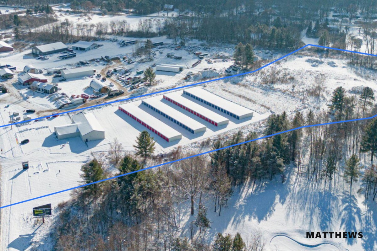 7685 W Houghton Lake Dr, Houghton Lake, MI à vendre Photo principale- Image 1 de 4