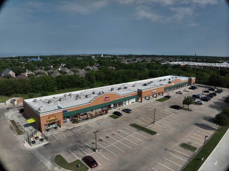 2122 Rufe Snow Dr, Keller, TX à vendre - Communauté Matterport - Image 3 de 18