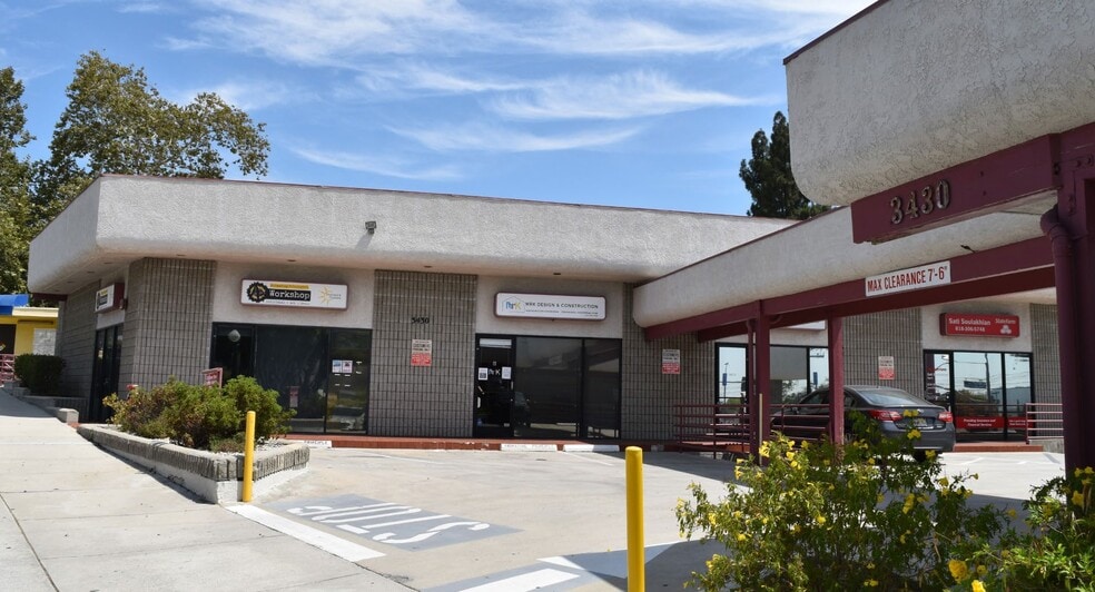 3430 Ocean View Blvd, Glendale, CA for lease - Building Photo - Image 1 of 3