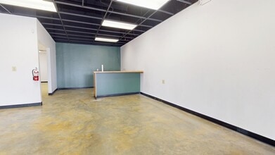 8601 Glenwood Ave, Raleigh, NC for lease Interior Photo- Image 2 of 6