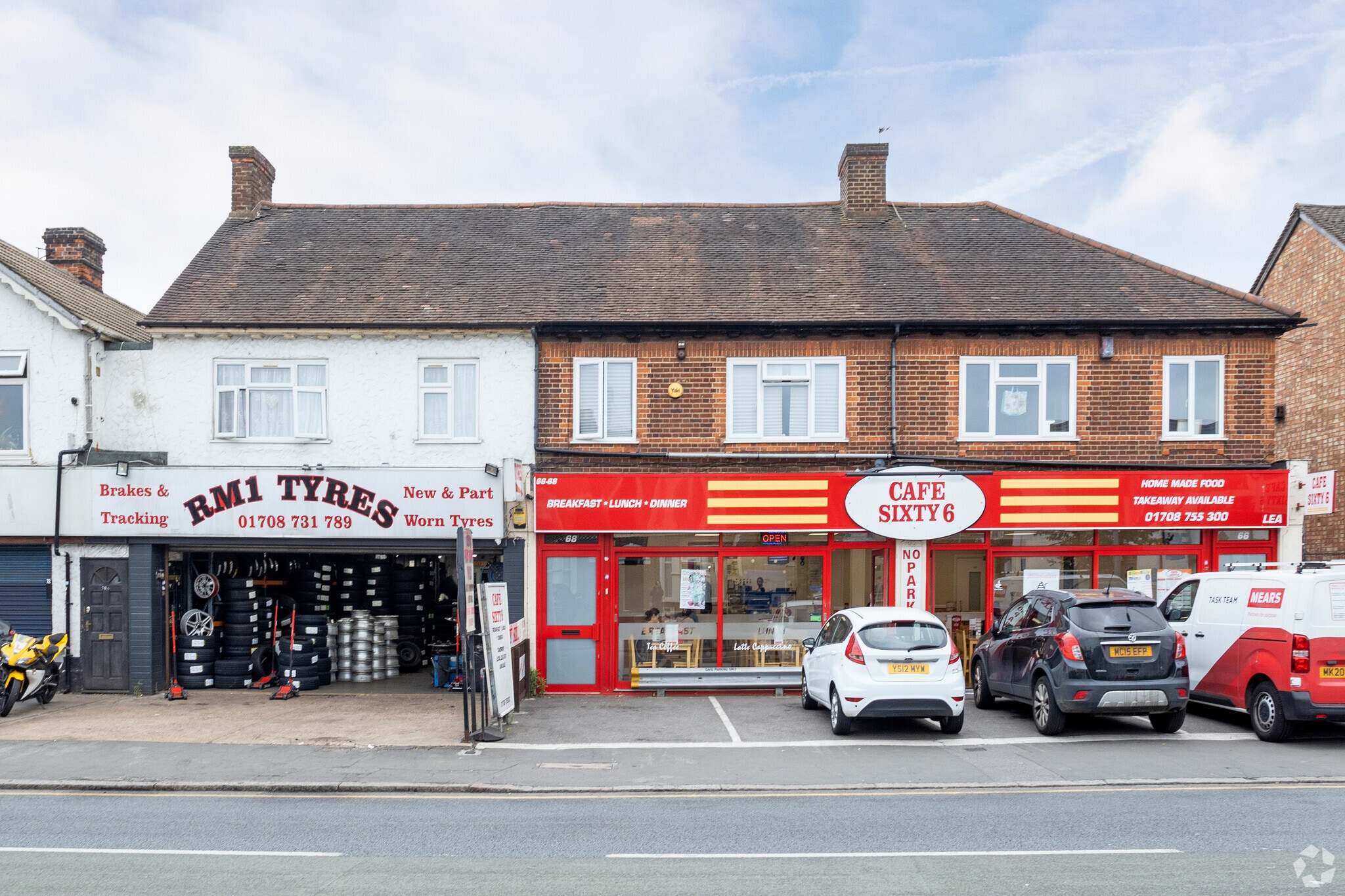 70 Brentwood Rd, Romford for sale Primary Photo- Image 1 of 3