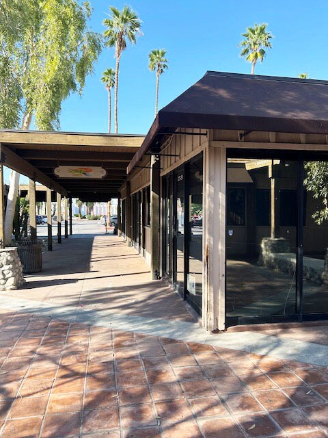 1733-1793 E Palm Canyon Dr, Palm Springs, CA à louer Photo du bâtiment- Image 1 de 2