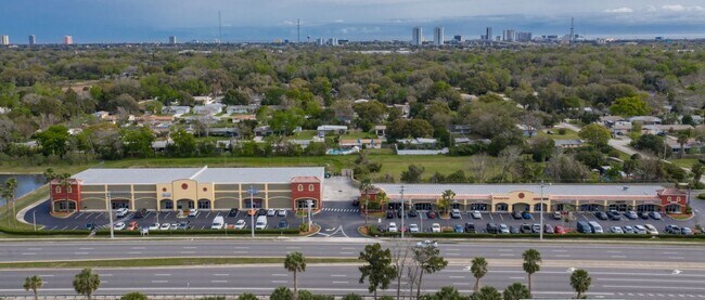 Plus de détails pour 1025 N Nova Rd, Holly Hill, FL - Commerce de détail, Local d'activités à louer