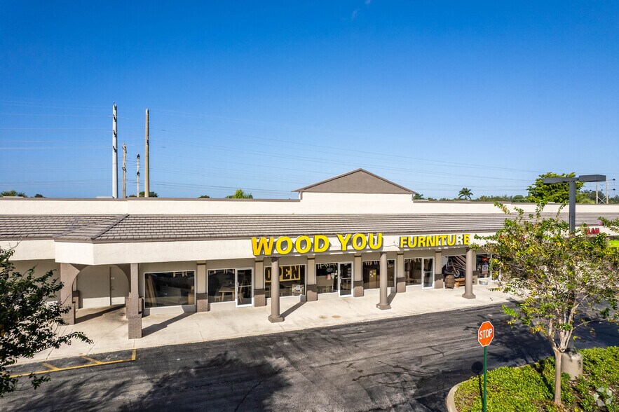 5503-5795 S University Dr, Davie, FL à louer - Photo principale - Image 3 de 5