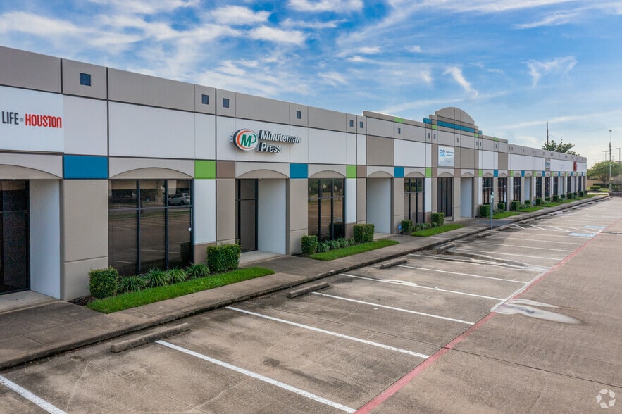 1718 N Fry Rd, Houston, TX for lease - Building Photo - Image 2 of 4