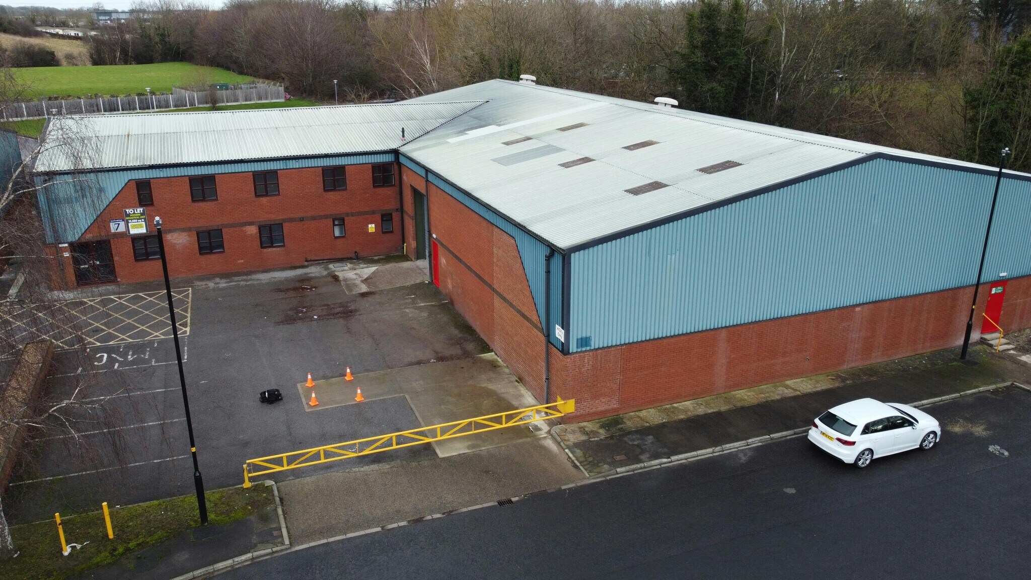 7 Manse Ln, Knaresborough for lease Primary Photo- Image 1 of 2