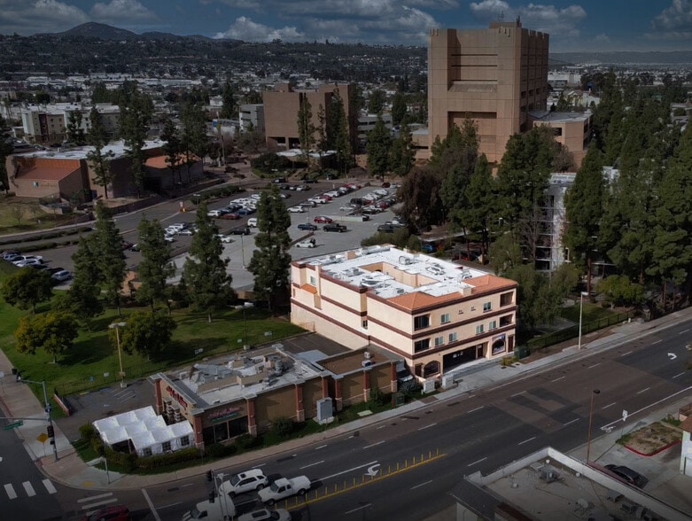 120 Ballantyne St, El Cajon, CA à louer - Photo du bâtiment - Image 3 de 27