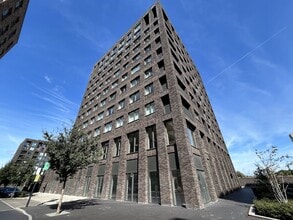 20 Magellan Blvd, London for lease Building Photo- Image 1 of 13