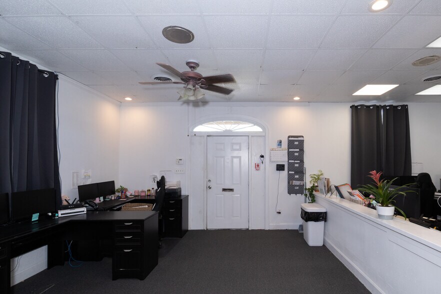 2019 7th Ave, Columbus, GA à vendre - Photo du bâtiment - Image 3 de 20