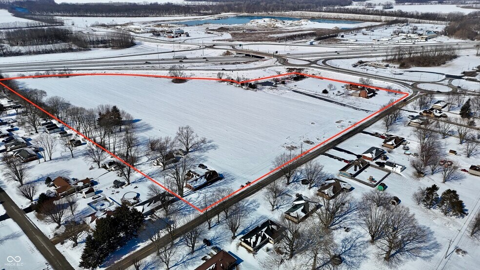 820 Mullinix Rd, Greenwood, IN for sale - Primary Photo - Image 1 of 7