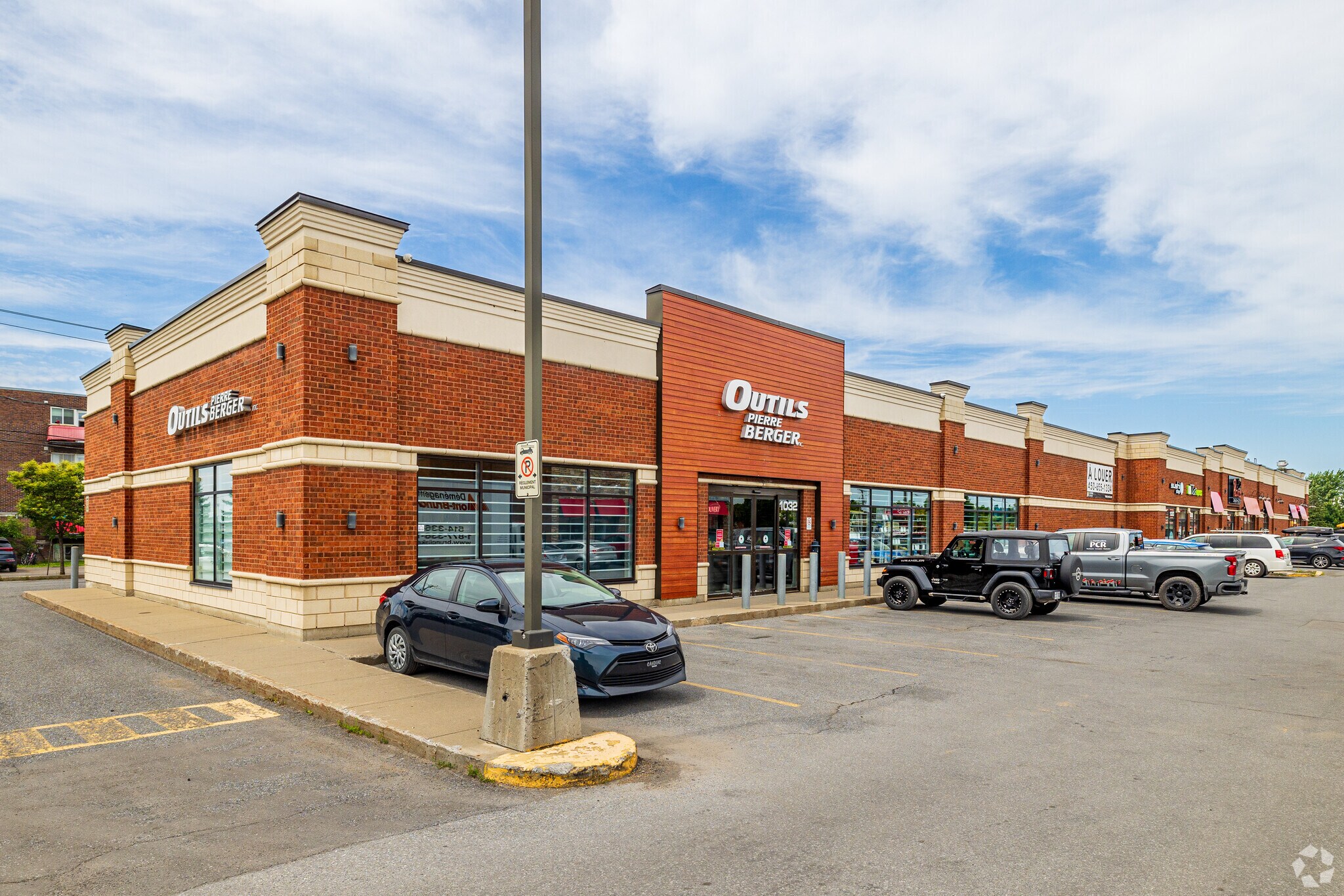 1000-1050 Boul Taschereau, La Prairie, QC for sale Building Photo- Image 1 of 1
