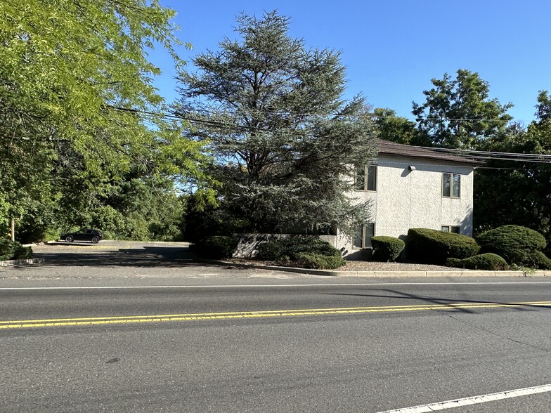 739 Leonardville Rd, Leonardo, NJ for sale - Building Photo - Image 3 of 3