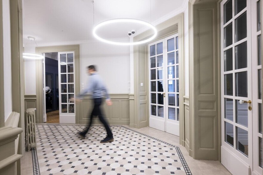 7 Quai Maréchal Joffre, Lyon for sale - Interior Photo - Image 3 of 18