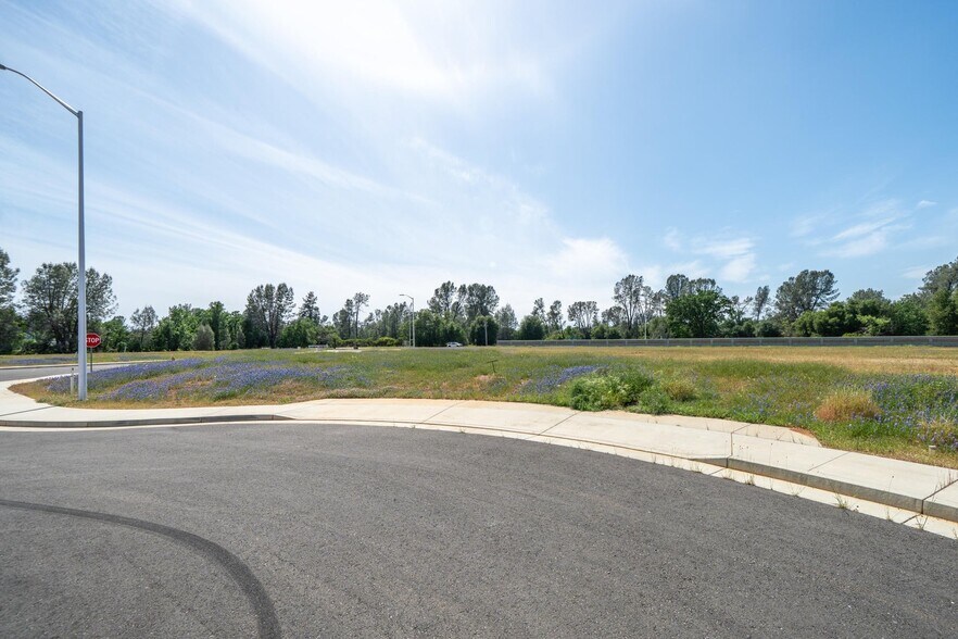 Airport Rd, Redding, CA à vendre - Aérien - Image 3 de 4
