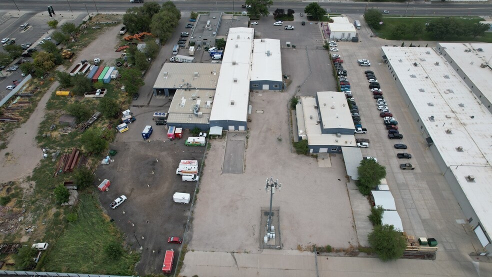 720-758 S Redwood Rd, Salt Lake City, UT for lease - Building Photo - Image 2 of 4