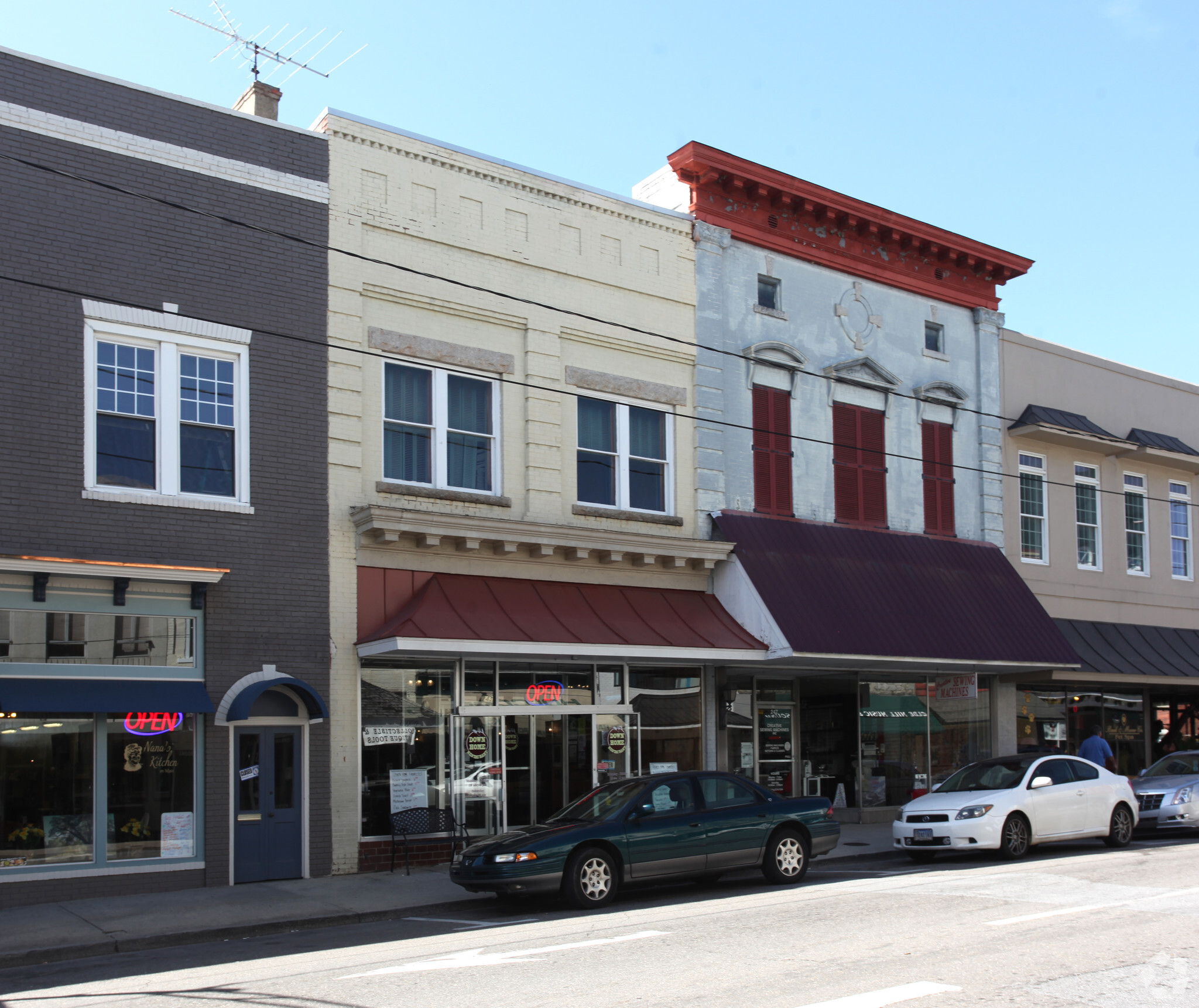 243 N Main St, Mount Airy, NC for sale Building Photo- Image 1 of 1