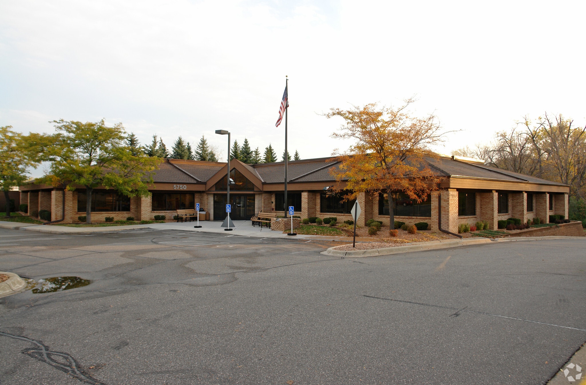 5750 Lincoln Dr, Edina, MN for sale Primary Photo- Image 1 of 15