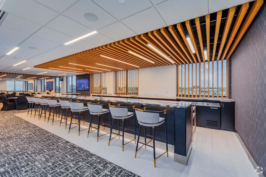 1736 E Sunshine St, Springfield, MO à louer - Photo intérieure - Image 2 de 11